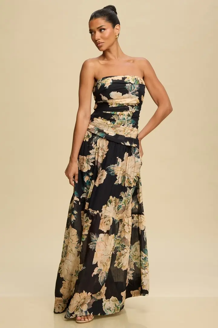 robe lily 1