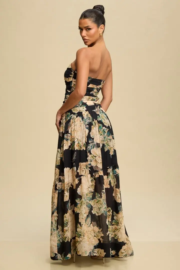 robe lily 2
