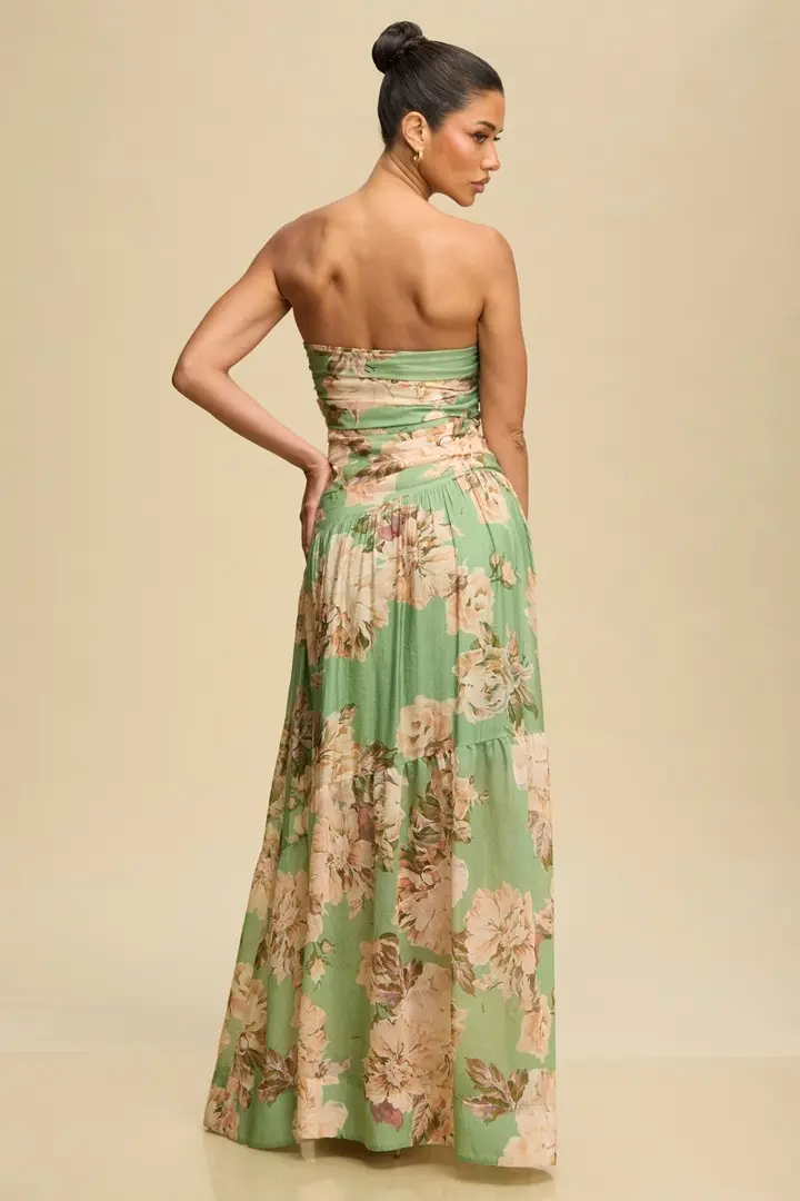 robe lily 4